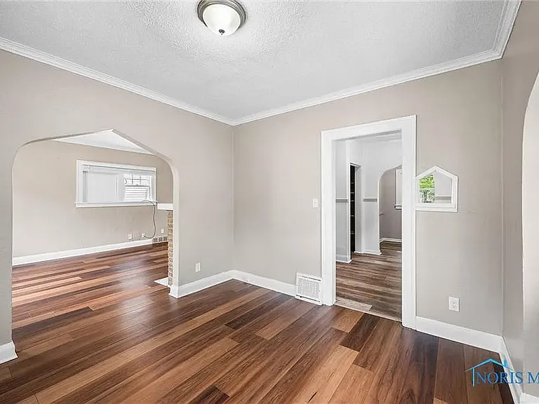 1838 Evansdale Ave — Photo 10