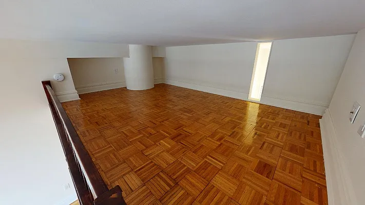 Rented by Bond New York | media 2