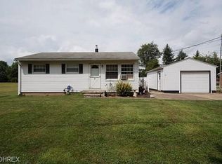 5441 Willis St, Louisville, OH 44641