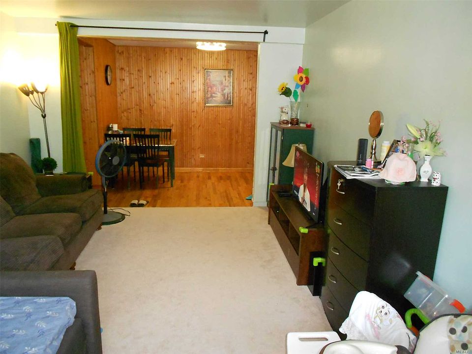 2nd image of 212-08 75th Ave