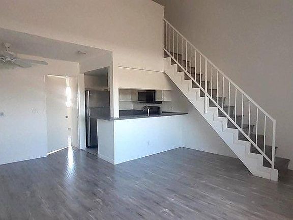 2nd image of 868 S Kingsley Dr #2107