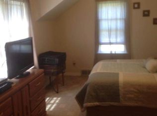 2626 Newman Rd, Racine, WI 53406