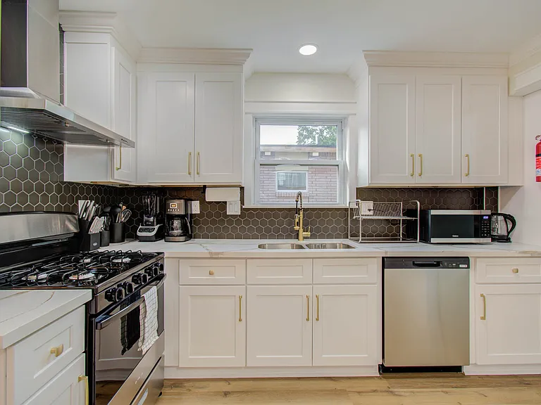 9306 Bassoon Dr — Photo 12