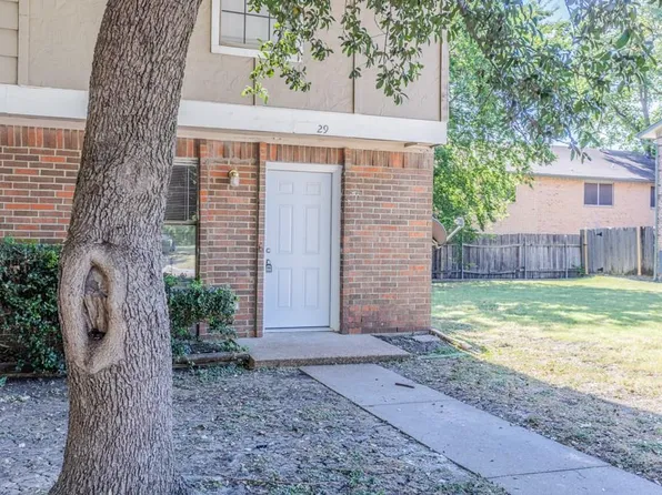2010 Cranford Dr APT 31, Garland, TX 75041