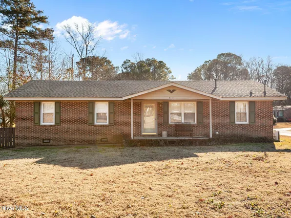 411 S 5th Street, Pinetops, NC 27864