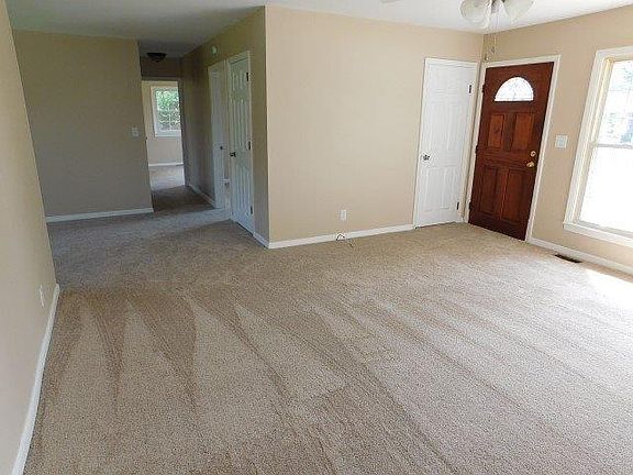 5th image of 212 Juniper Dr