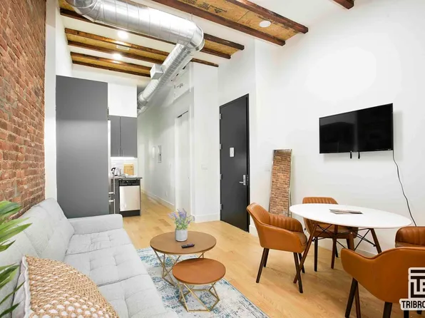 291 Stanhope Street image 1 of 13