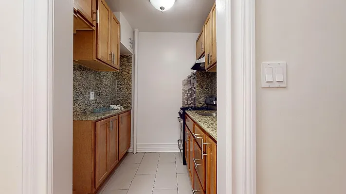 Rented by Bond New York | media 15