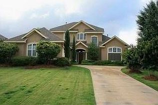 2nd image of 8518 Carillion Pl