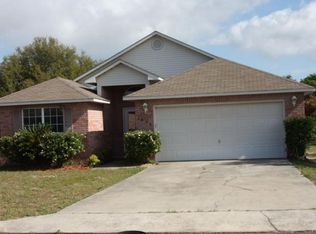 7935 Lola Cir, Navarre, FL 32566