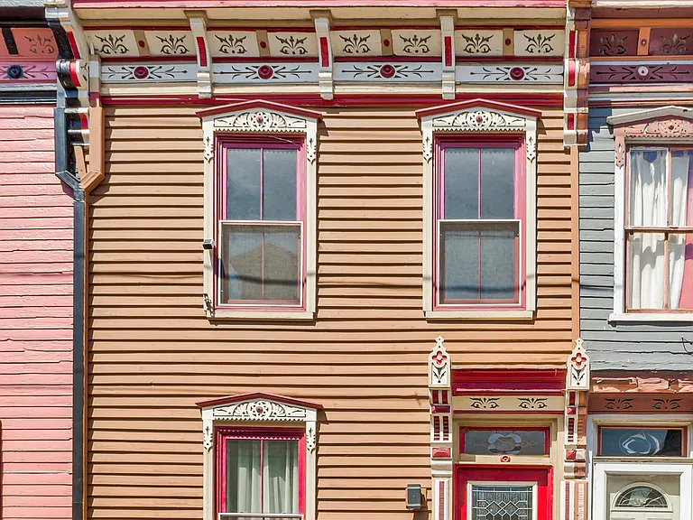 585 Showers St — Photo 22