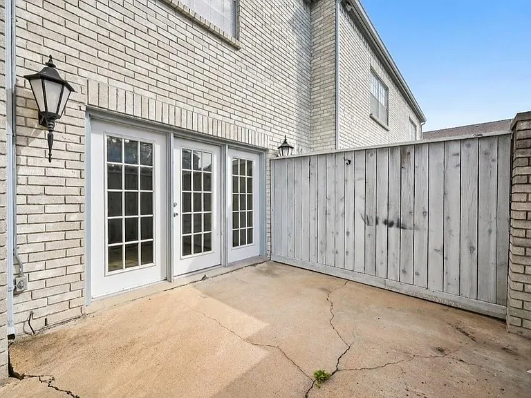 338 Wilcrest Dr #338 — Photo 16