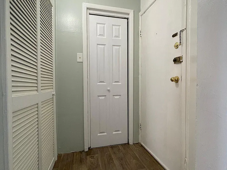 340 S Winebiddle St #2 — Photo 7