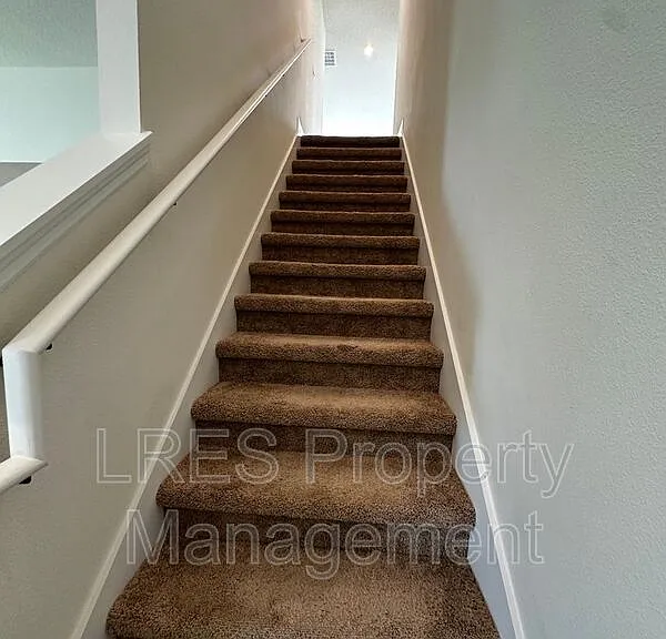 9220 Sea Pine Ave — Photo 28