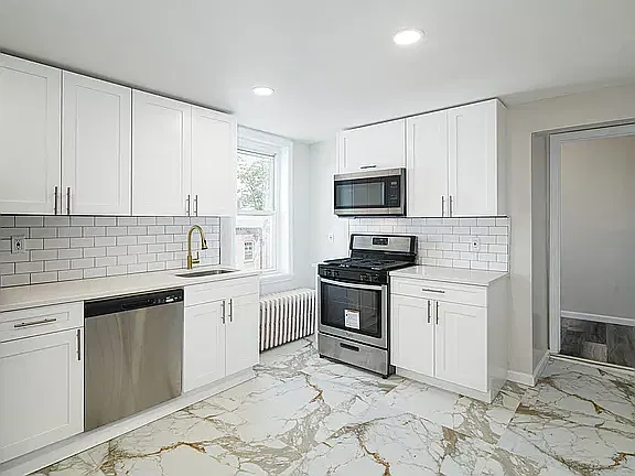 2 bed, 1000 sqft, $1,500 — Photo 2