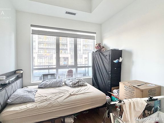 3rd image of 395 Dundas St W #220