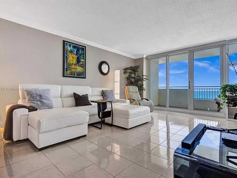 3180 S Ocean Dr #1504 — Photo 28