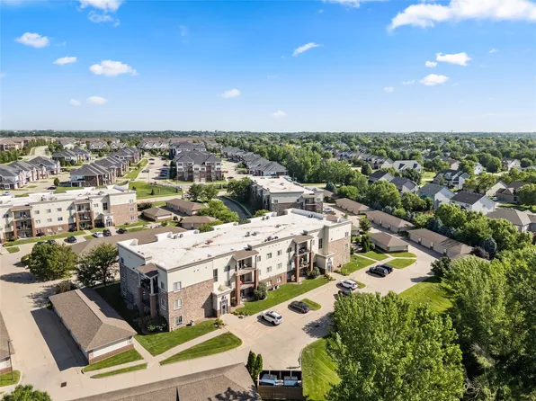 6350 Coachlight Dr #3108, West Des Moines, IA 50265