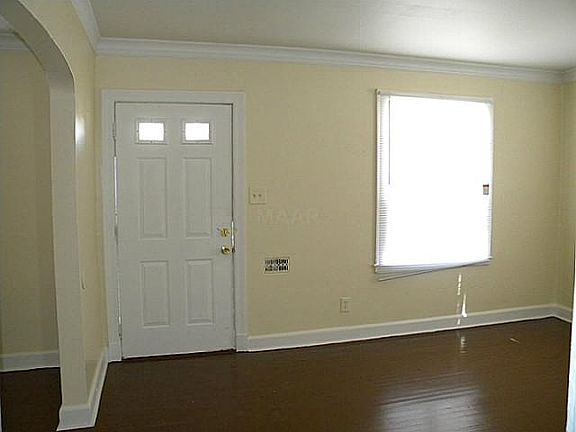 2nd image of 3313 Cicalla Ave