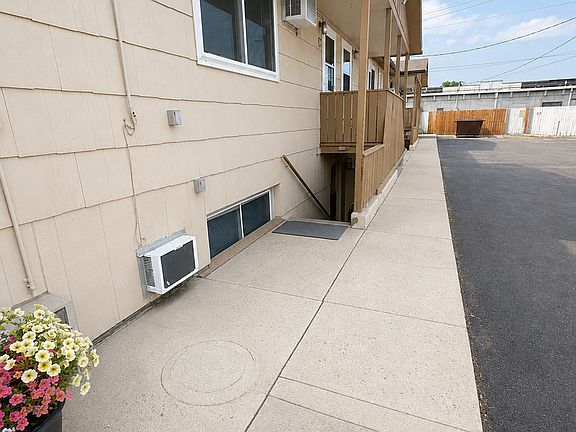 2nd image of 2339 Alderson Ave APT I