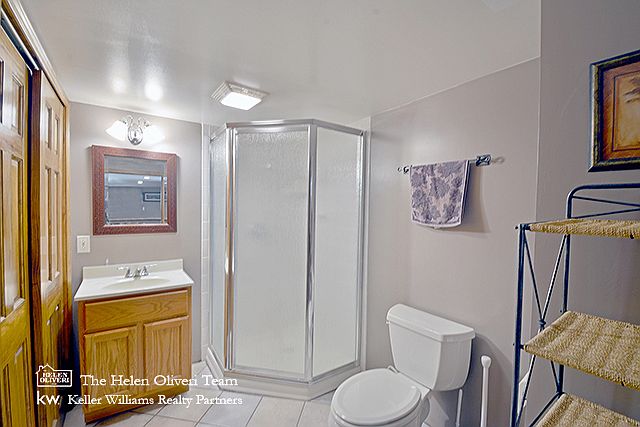 1st image of 3018 N Newcastle Ave