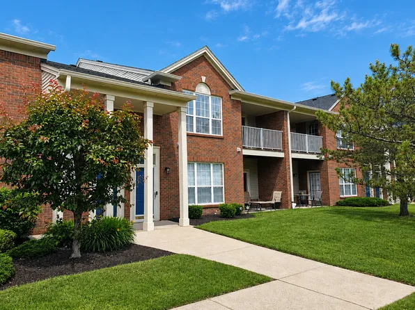 51590 Stern Ln, Chesterfield, MI 48051