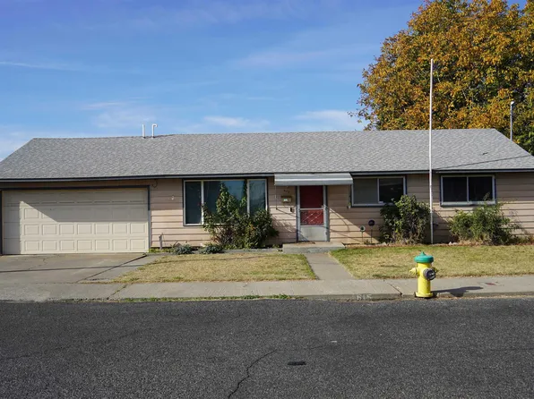 615 S 14th St, Sunnyside, WA 98944