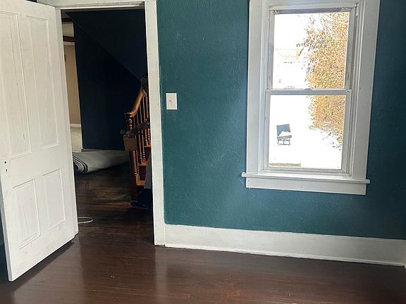 5th image of 422 S Jefferson St