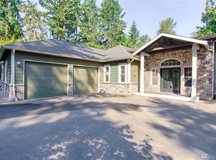 17319 50th St E, Lake Tapps, WA 98391