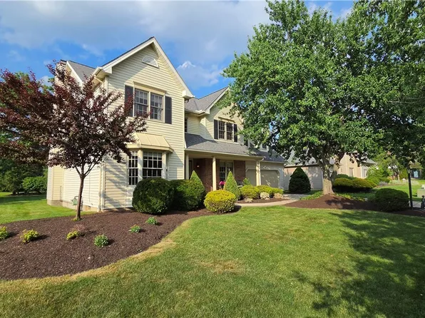 19694 Summer Place Dr, Strongsville, OH 44136