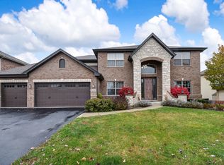 16608 W Deerwood Dr, Lockport, IL 60441