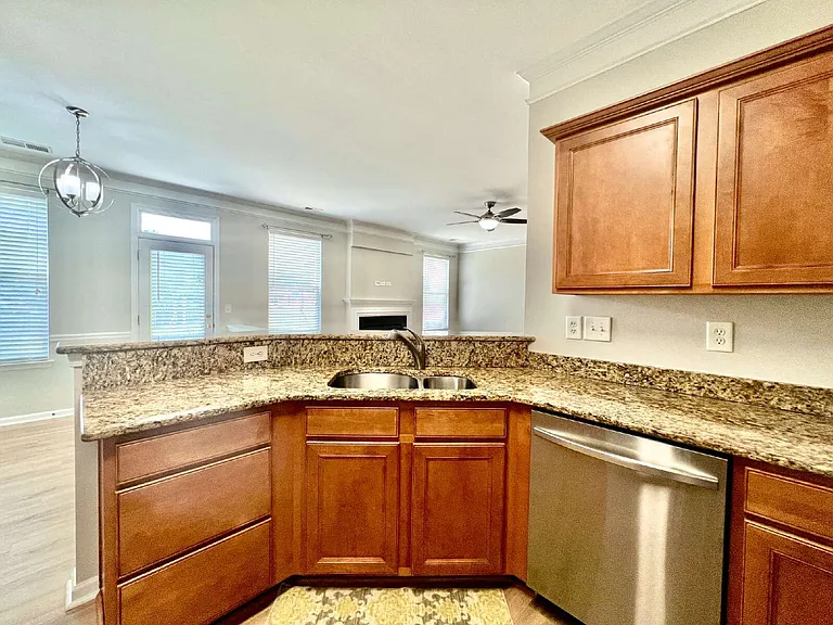 16310 Raptor Ct — Photo 10