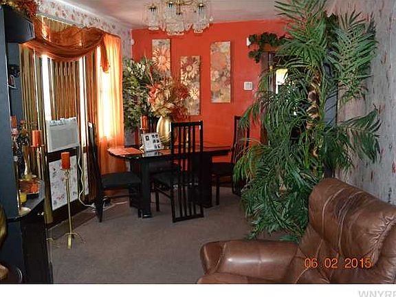 4th image of 362 Dartmouth Ave