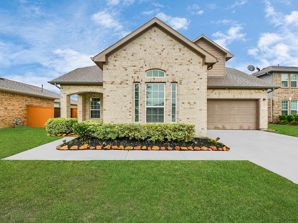 1st image of 2326 Kelson Cove Dr