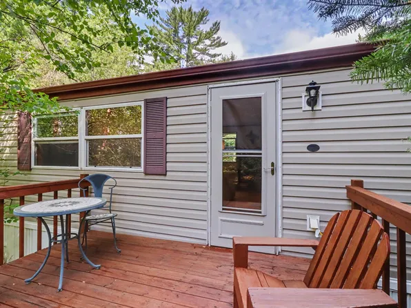 N1776 E Duck Lake Rd, Watersmeet, MI 49969