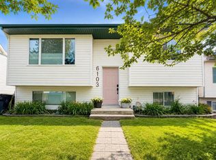 6103 S 54th St, Rocky Mountain House, AB T4T1N8