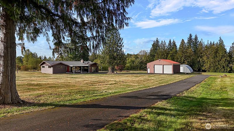 2nd image of 3620 E Smith Road