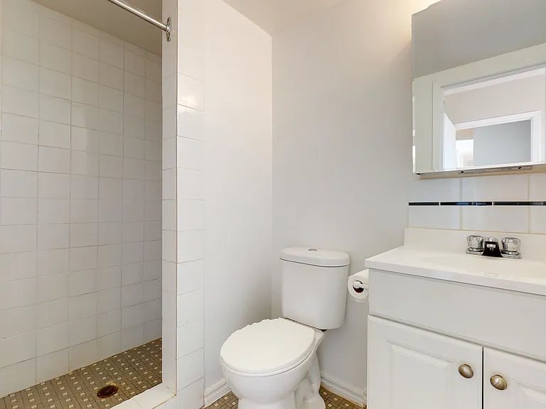 335 Cooper St — Photo 48