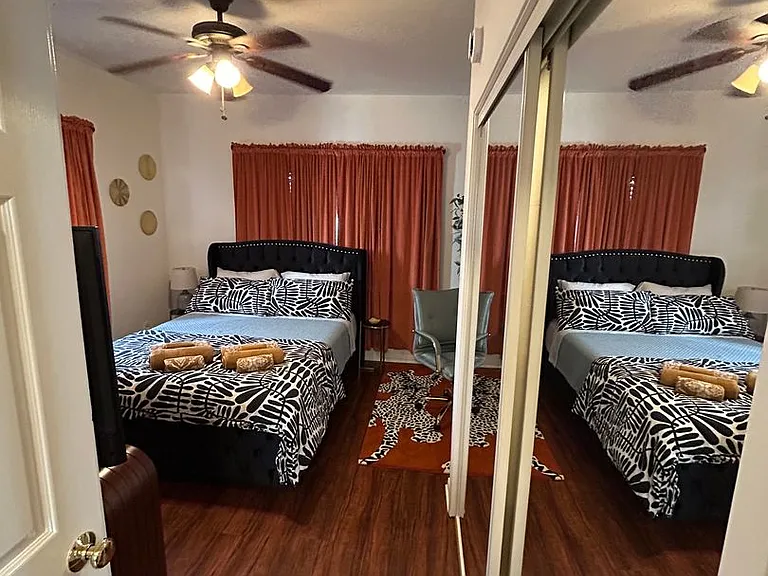 Garfield Avenue Apartments — Photo 12