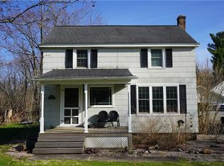 22 Whitaker Rd, Fulton, NY 13069