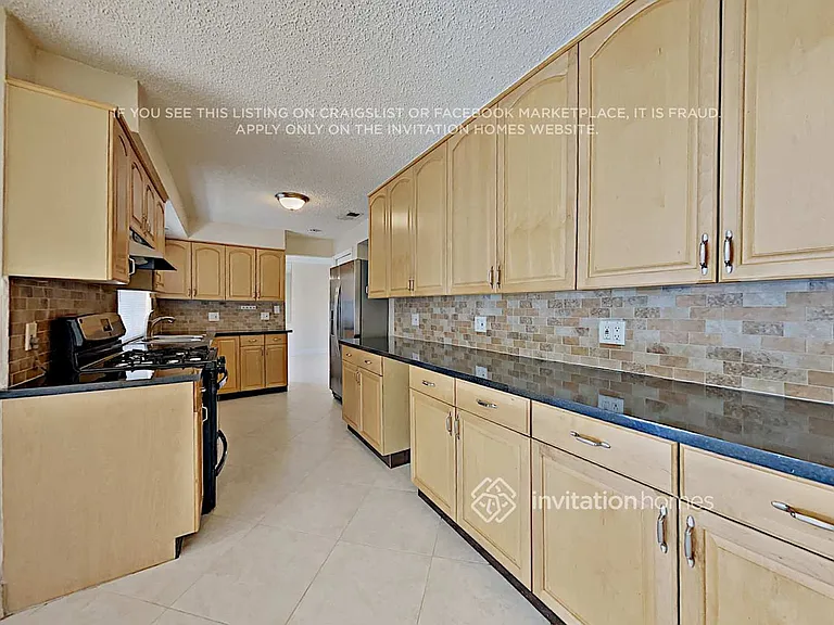 9558 NW 19th Pl — Photo 5