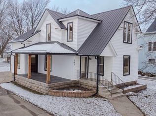 303 N Main St, Topeka, IN 46571