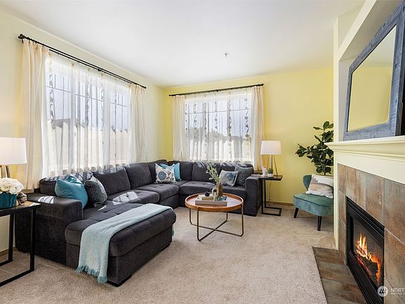4th image of 1119 59th Street SE #D-2