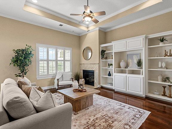2nd image of 10300 Morado Cv APT 904