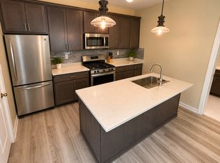 2939-39B N Pierce St, Milwaukee, WI 53212