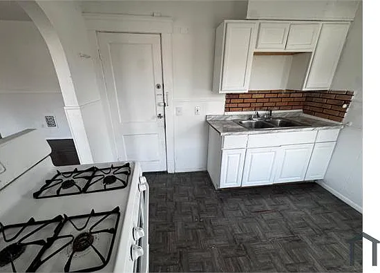880 Stevenson Rd #UP — Photo 11