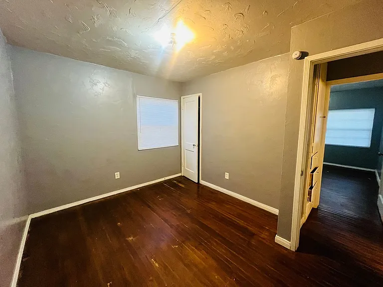 2329 Mustang St — Photo 11