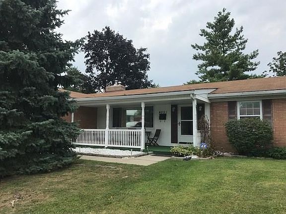 3rd image of 4851 W 22nd St
