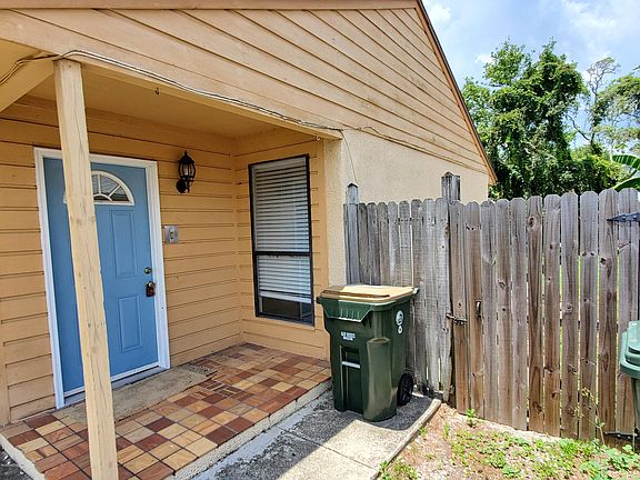 3rd image of 570 Orchid St