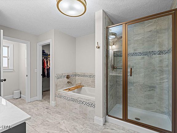 5th image of 3602 Azalea Ct
